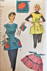4492 SIMPLICITY 1953 COBBLER APRON,1/2 APRON, POT HOLDER,TRANSFER PATTERN SMAL 12-14  or ,MED 16,18 or Large 20-40  choice